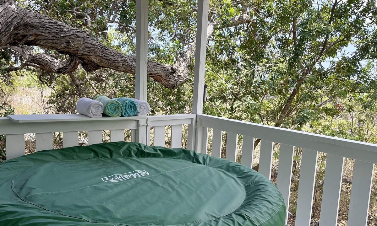 Ocean View House | Two Bedroom Bungalow with Hot Tub