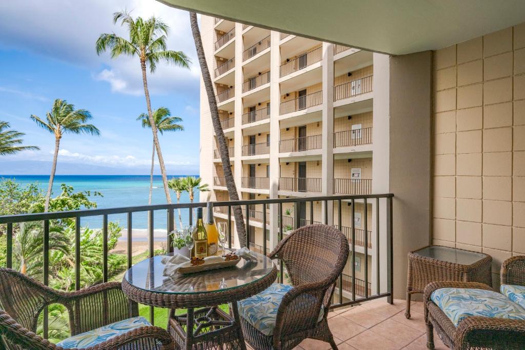 Kahana Apartment | Valley Isle Resort 402