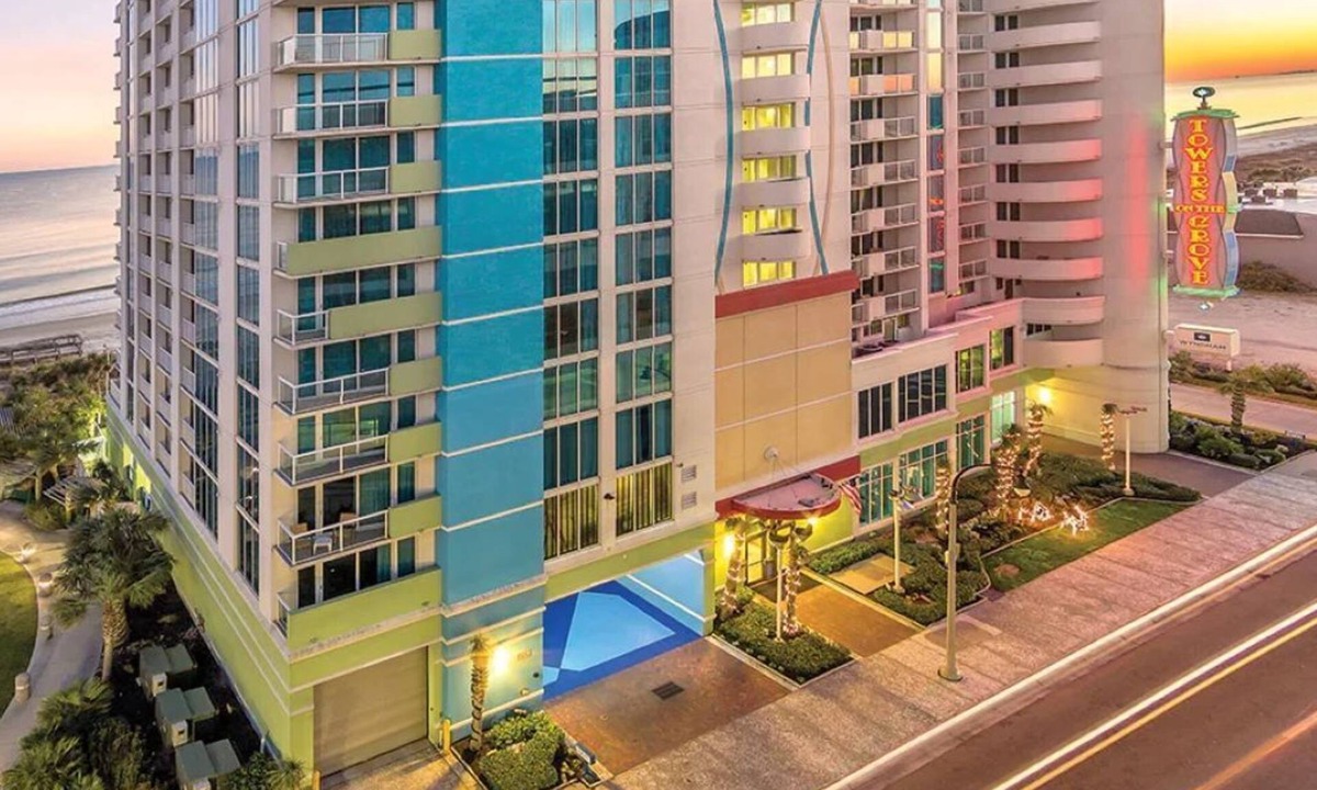Cherry Grove Beach Resort | Wyndham Towers on the Grove N. Myrtle Beach 2 bedroom Sleeps 6-8!
