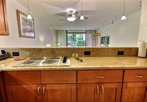 Kahana Villa E-210: Summer and Fall Savings! Free Activities!