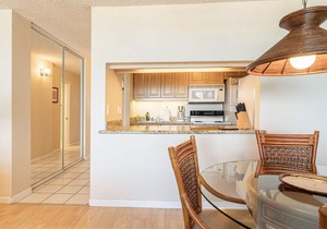Last Minute Summer Sale ! - Enjoy sunsets - 6th floor 1 BD Kihei condo - 200.00