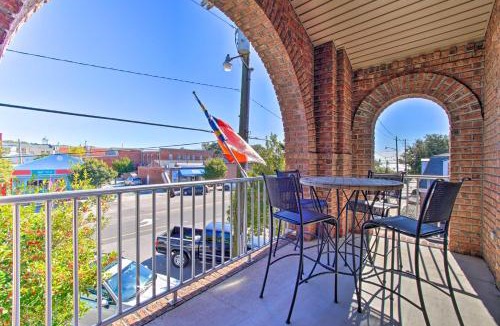 Southport House | 1/2 Mi to Riverwalk! Historic Dtwn Southport Condo