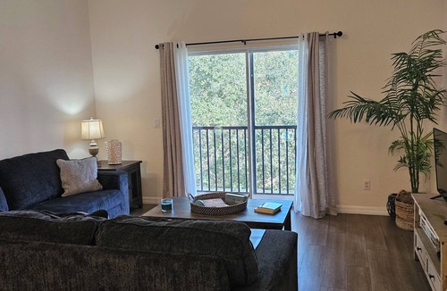 Bahama Bay Condo | 1,700 sq hideaway nestled in Bahama Bay Resort near Disney and other attractions