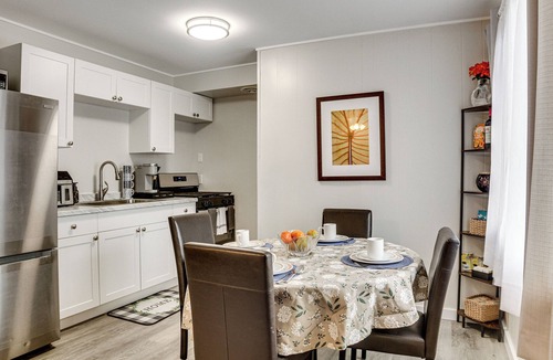 Hilo Condo | < 1 Mi to Dtwn Hilo: Comfy Condo w/Pool Access