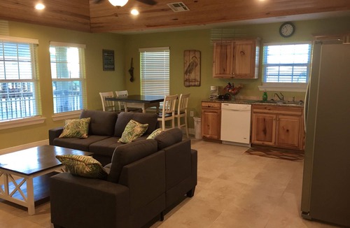 Hackberry House | 10% Discount- Hackberry Hideaway II Water View On Lake Calcasieu