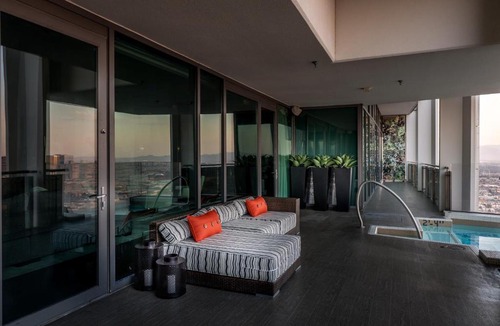 Las Vegas Apartment | $10 million penthouse with jacuzzi on balcony