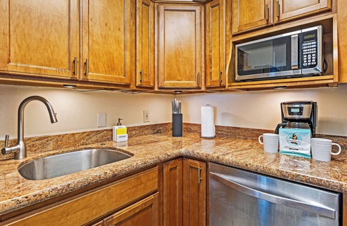 Kahana Resort | 12th FLOOR PENTHOUSE - OCEAN & SUNSET VIEWS, AC