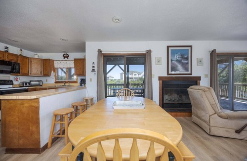 Whalehead Beach House | 1484 - Beachin' It, Oceanside OBX Beach House w/Private Pool. Family Fun!