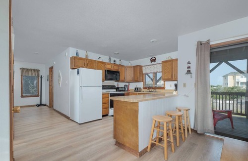 Whalehead Beach House | 1484 - Beachin' It, Oceanside OBX Beach House w/Private Pool. Family Fun!