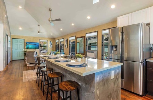 Wailuku Condo | 2BR Condo in Historic Wailuku–Central Maui Locale