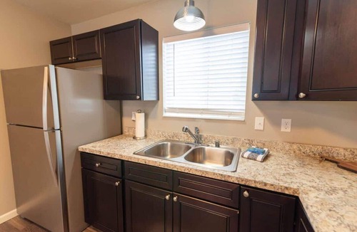 Meadow Lakes House | 2BR Private Suite w/Full Kitchen & Laundry!