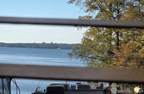 Roanoke Rapids House | 3-bedroom bungalow with Lake Gaston/Roanoke Rapids Lake views.