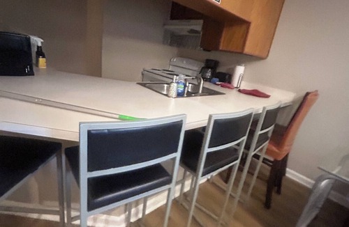 Morrow Condo | 3-bedroom condo in cool Morrow Near Airport.
