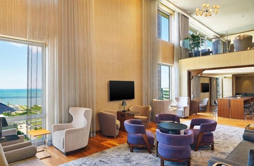 Downtown Cleveland Hotel | 3 Convenient Rooms Near Rock and Roll Hall of Fame w/Plush Bedding