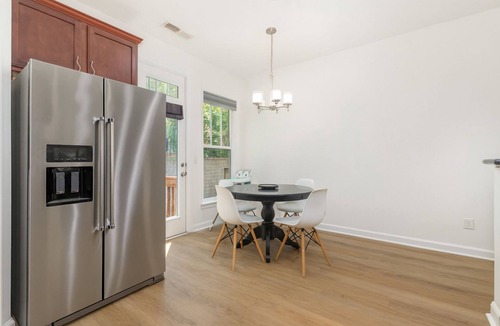 Umstead House | 3 King Beds; Walk to Umstead; 5 Mi. to Airport; Lenovo Center; Quiet