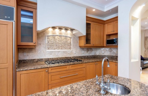 Kahala House | 4 Bedroom Beautiful Home in Kahala