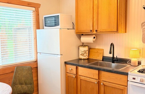 Poynette House | #4 Riverfront Lodging. Beach, Boat, Fish, Hike.