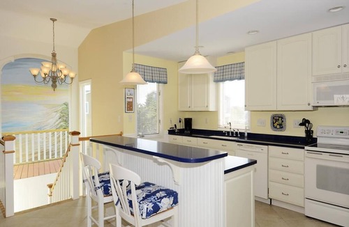 Sandpiper Pines House | 4BR House w/Deck | Close to Beach!