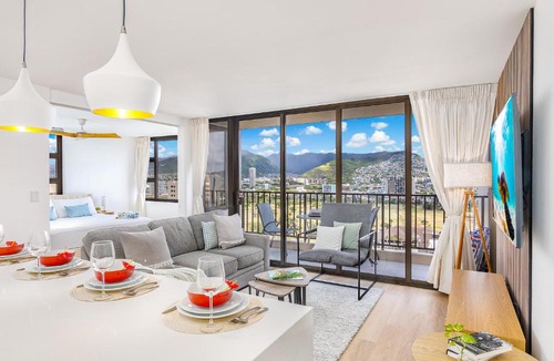 Waikiki Apartment | 5 min Beach Walk, Upscale with Parking, No Resort Fee