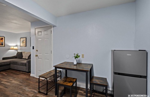 North Star Apartment | 5 Min walk to restaurants/cafes, 8 min drive to airport, 10 min walk to trails.