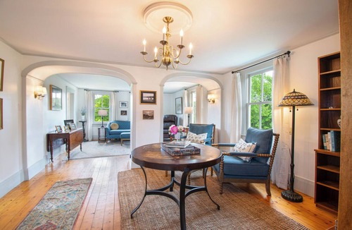 Dresden House | A historic, charming farmhouse in the heart of Midcoast Maine!