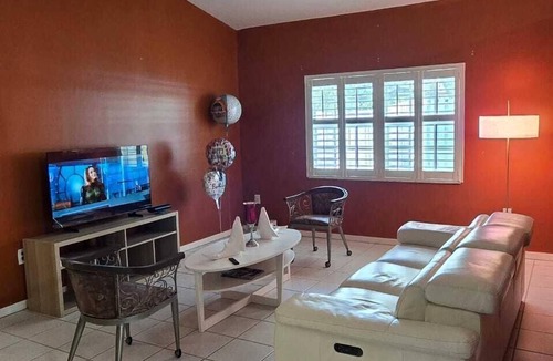 Sunrise House | Across From Sawgrass Mall, Next to Emerant Bank Arena