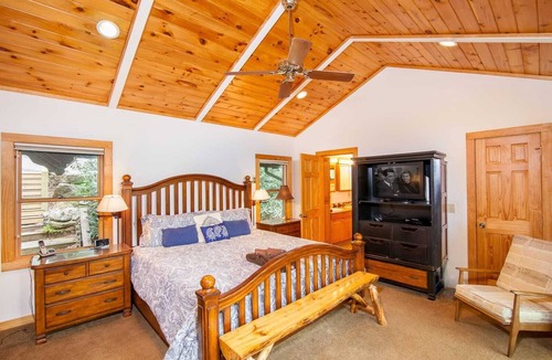 Charter Hills Cabin | Alpine-Style Cabin on Beech Mountain