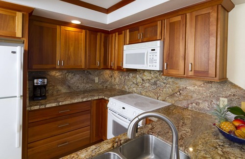 Kihei Condo | Amazing OceanView, Best, Front Row, Retractable Awning for Lanai! Relax, Enjoy!