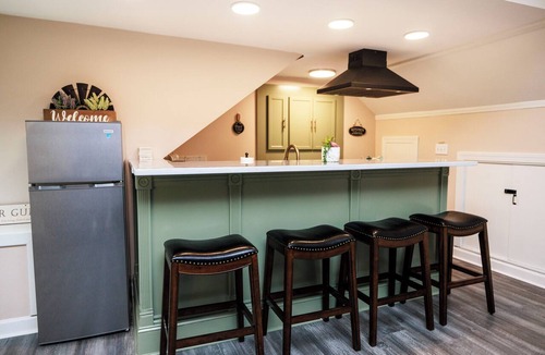 Clayton Apartment | Amelia’s Haven Includes Light Breakfast
