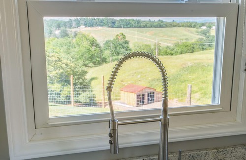 Leicester House | Asheville Farmhouse Rental - Hot Tub - Mountain Views - Near Biltmore- 40 Acres