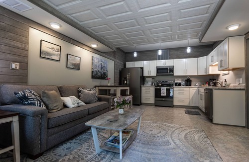 Fairbanks House | Aspen Woods BUNGALOW Suite, Monthly stay discount, 86 -5 Star reviews, est. 2018