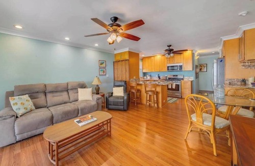Ualapue Apartment | August Special! Unwind in an Ocean-View Condo with Private Balcony & Shared Pool