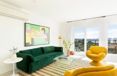 Middletown Apartment | Avalon 2 Unit Buyout (II & IV) by AvantStay | Mins to Gaslamp! Patio w/BQQ