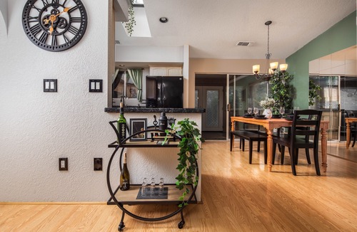 Cottonwood-Verde Village House | AZ Wine Country Retreat - Desert Views + Hot Tub!