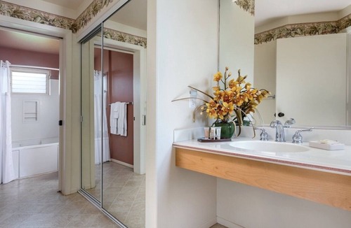 Princeville Resort | Bali Hai 1-bedroom resort in fantastic Princeville with Pool & Hot tub