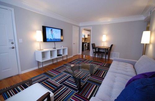 Brookwood Apartment | (BCC1b) Relocating to Atlanta? We Offer Stress Free and Flexible Stays.