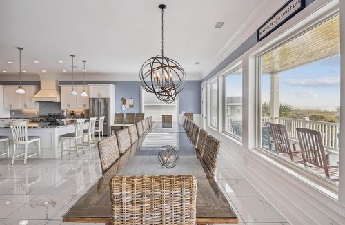 Ocean Drive House | Beach Life, 8 bedroom Oceanfront with Pool