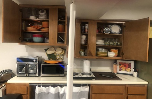 East Colorado Springs Apartment | BEAUTIFUL CENTRAL AREA - CLOSE TO ALL ATTRACTIONS COLORADO SPRINGS HAS TO OFFER!