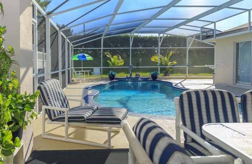 Lindfields Villa | Beautiful Home with pool within Lindfields ~ Kissimmee, Florida