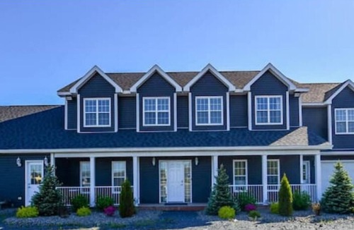 Prospect Bay House | Beautiful Lakefront Home Near Peggy’s Cove