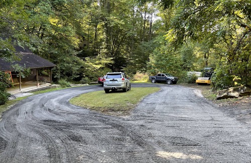 Whittier Cabin | Beautiful Mountain Cabin on Bold Mountain Creek only 5 minutes from Dillsboro NC