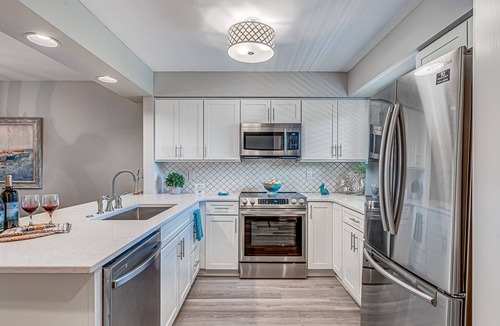 Seabrook Island House | Beautifully Renovated 2 BR Villa! Neighborhood Pool! Amenity Cards Included!