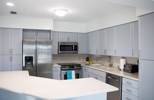 The Cove House | Blissful, serene waterfront Deerfield Beach retreat. Close to the beach.