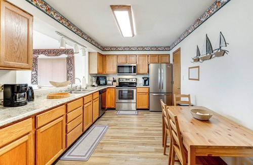 Ocean Pines House | Boat Dock! Waterfront Group Getaway in Ocean Pines