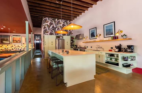Bywater House | BOOK RED DRESS RUN & DIRTY LINEN SAVE NOW ONLY 0.5 MILES TO THE FRENCH QUARTER