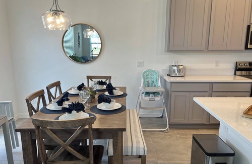 Davenport House | Brand new lux townhome close to Disney