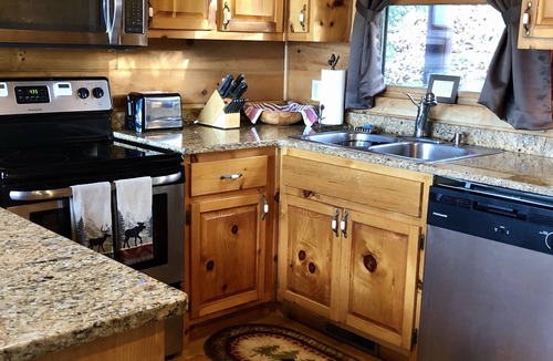 Morganton Cabin | Breath Taking - Gorgeous Long Range Mountain and Lake Views Near Lake Blue Ridge