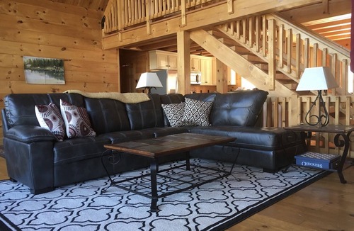 Lake Lure Cabin | Breath Taking Log Mountain Lodge inside Rumbling Bald Resort