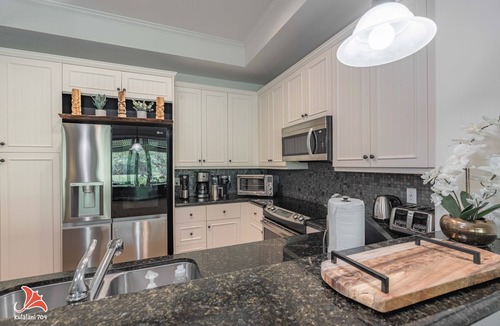 Kulalani House | Bright & quiet 2 bedroom in Kulalani, sleeps 6