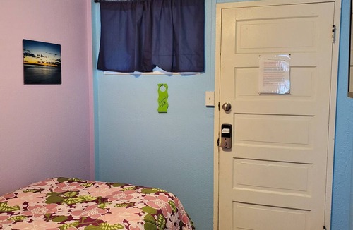 Wailuku Apartment | Budget Downtown Studio-J w/Queen Bed, Micro-Kitchen AC, WIFI & 4 free Streamers